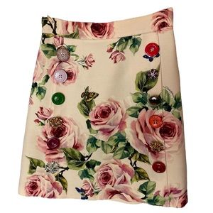 Dolce & Gabbana Pink Floral Skirt with Large Buttons and Lace Liner